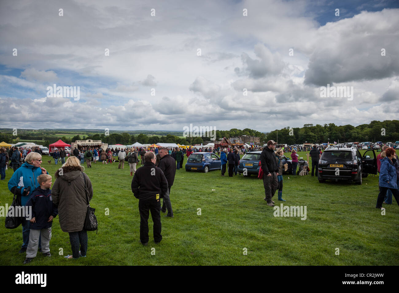 Les spectateurs et les touristes au parc Duncombe Country Fair, près de Helmsley, North Yorkshire Banque D'Images