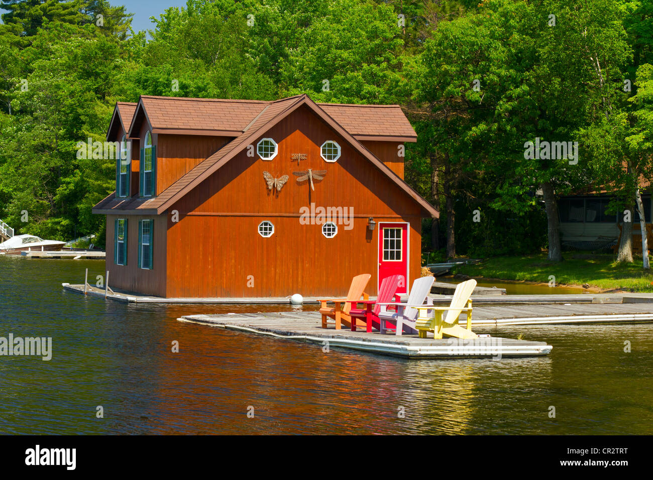 Un hangar à bateaux en bois Banque D'Images