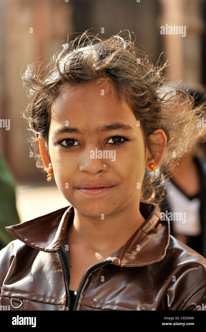 Jeune femme indienne, portrait, gorge Galta, Jaipur, Rajasthan, Inde du Nord, l'Asie Banque D'Images