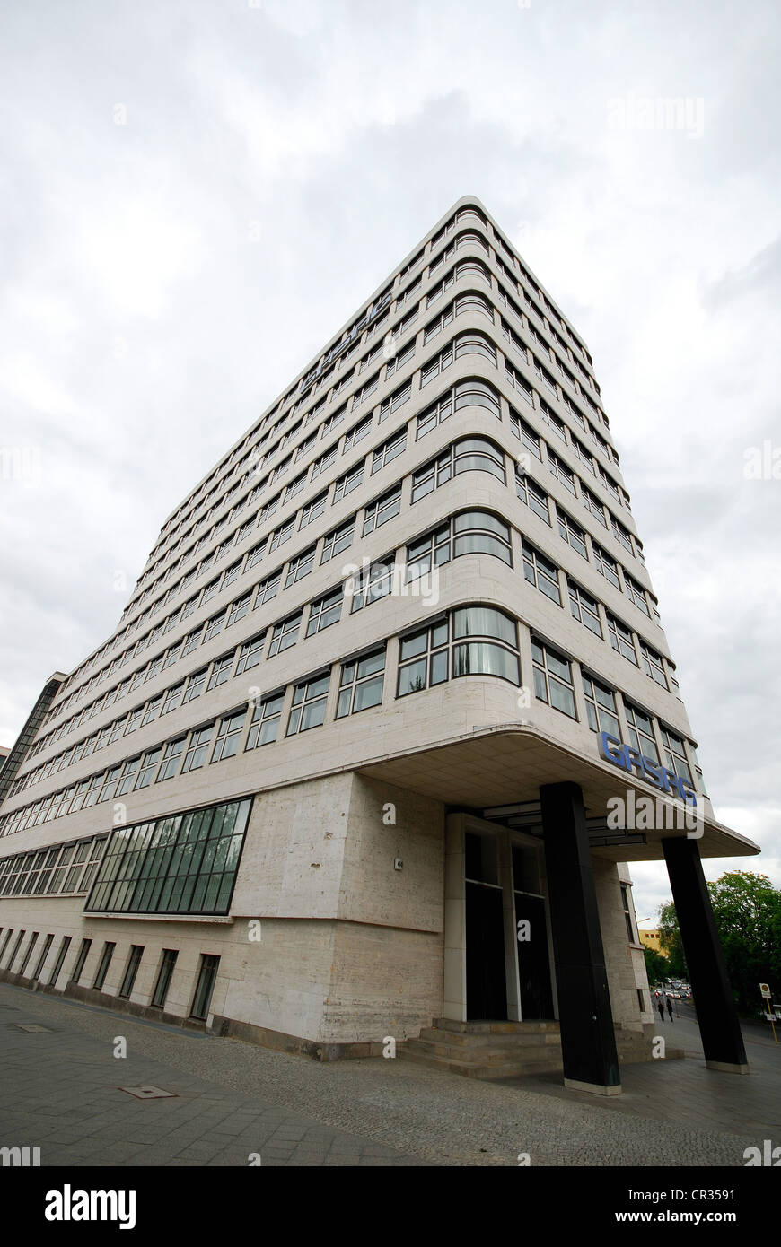 BERLIN, ALLEMAGNE. La Shell-Haus (aka le bâtiment BEWAG), un bloc de bureau moderniste conçu en 1931 par Emil Fahrenkamp. 2012. Banque D'Images