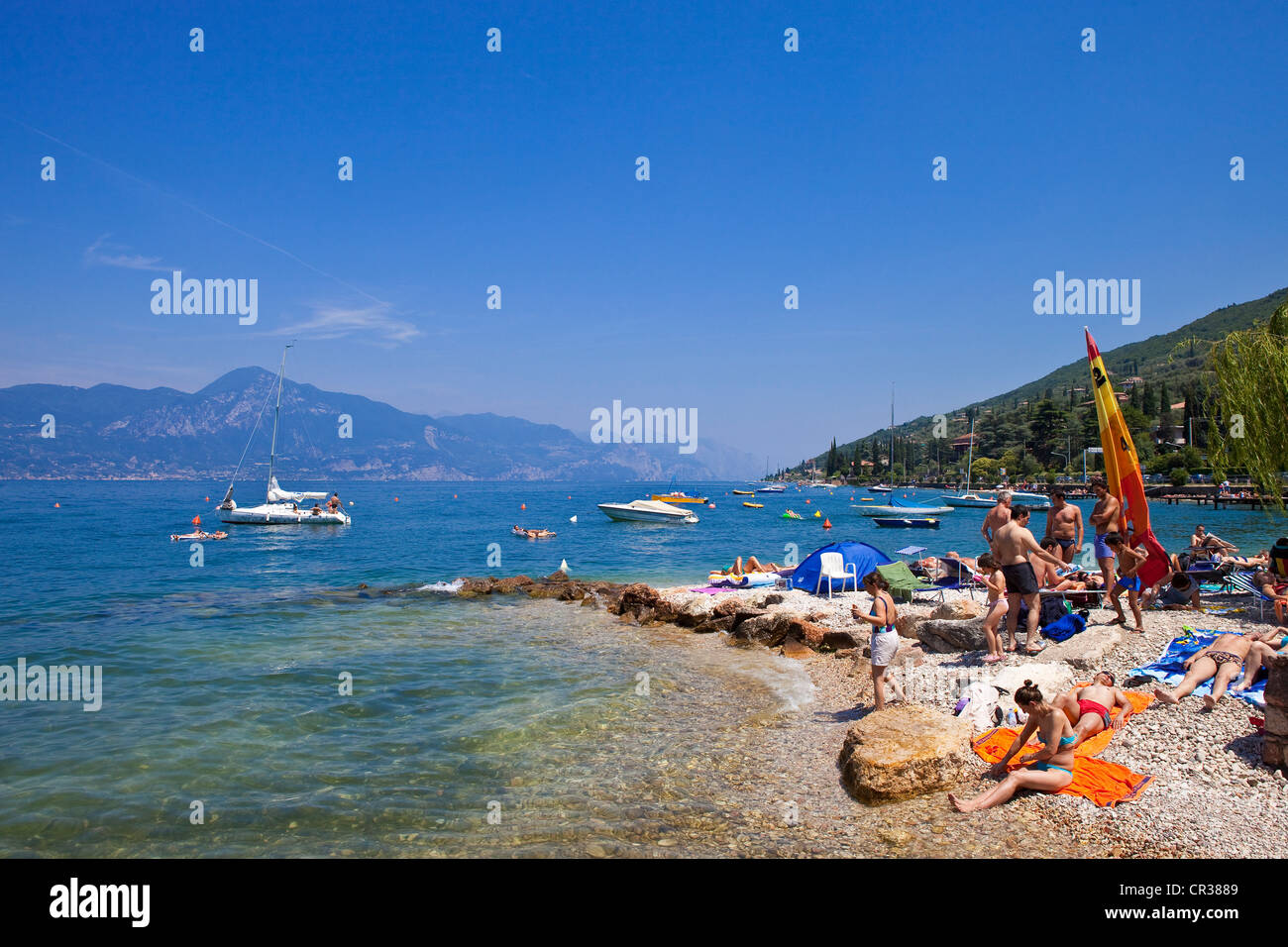 Italie, Vénétie, le lac de Garde, Bardolino, plage Banque D'Images
