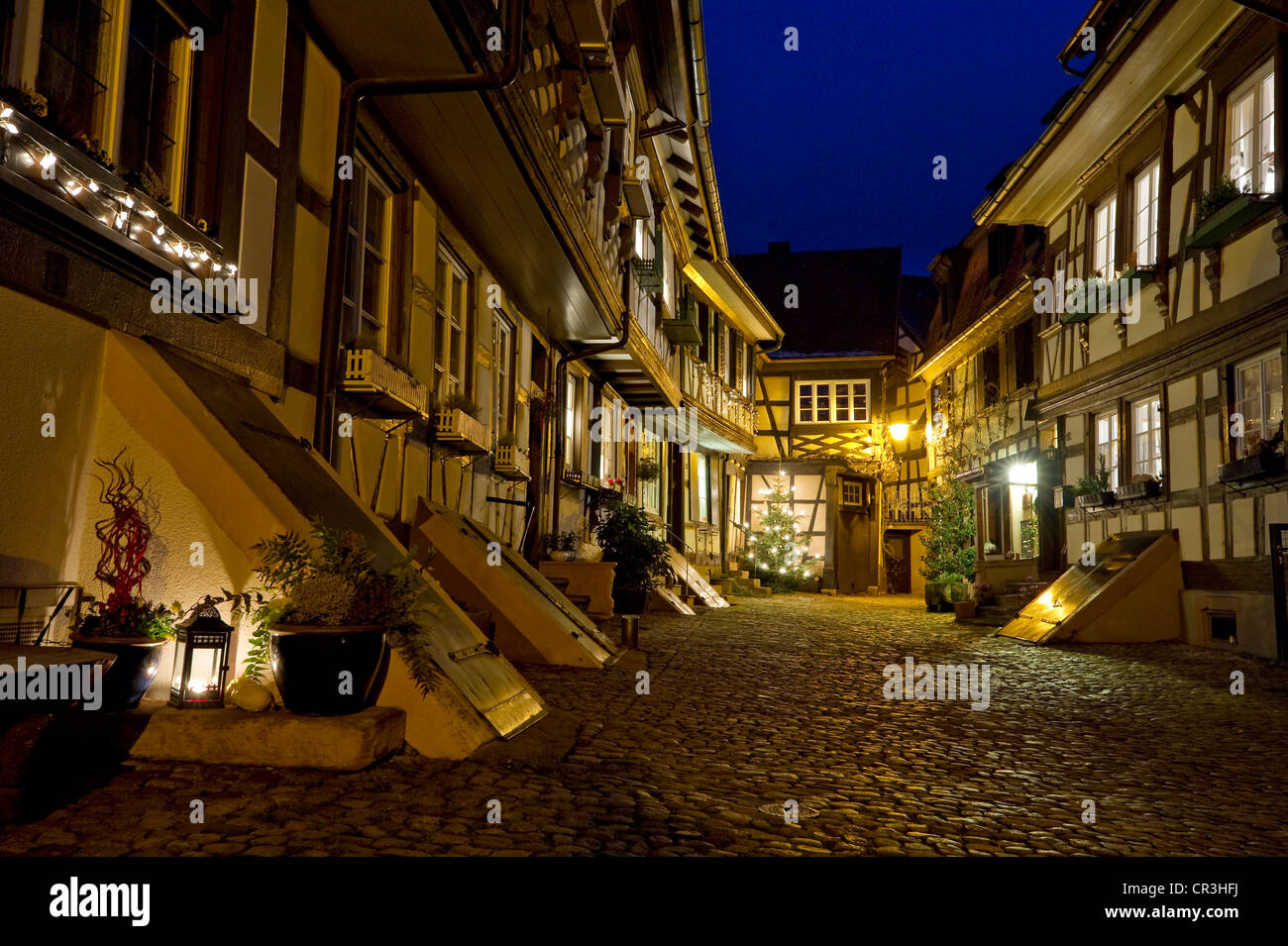 Maisons à colombages, ses rues pavées de nuit, Gengenbach, Forêt Noire, Bade-Wurtemberg, Allemagne, Europe Banque D'Images