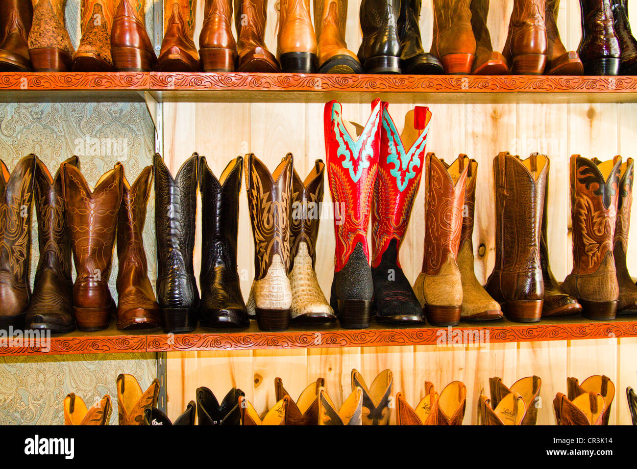 Boutique en bottes de cow-boy dans le Carmel, Californie Banque D'Images