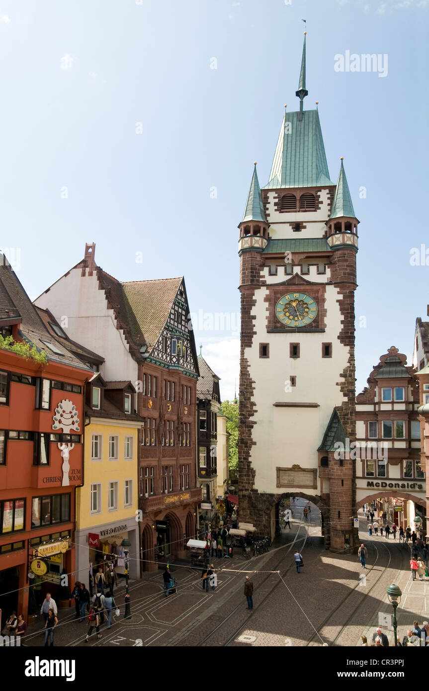 Porte Martinstor tower, Freiburg im Breisgau, Bade-Wurtemberg, Allemagne, Europe Banque D'Images