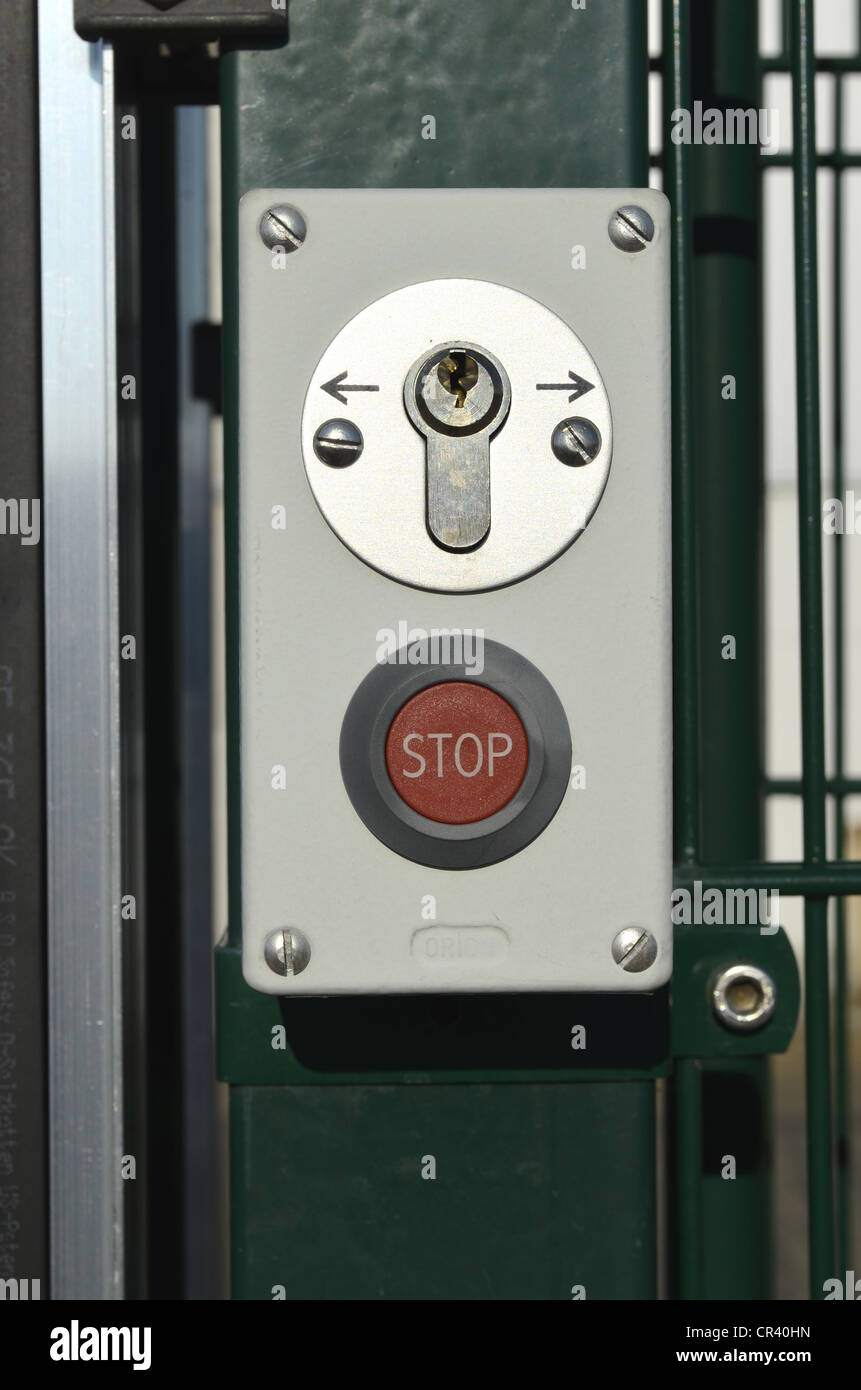 Tableau de bord pour une compagnie automatique avec verrouillage de porte et bouton d'arrêt Banque D'Images