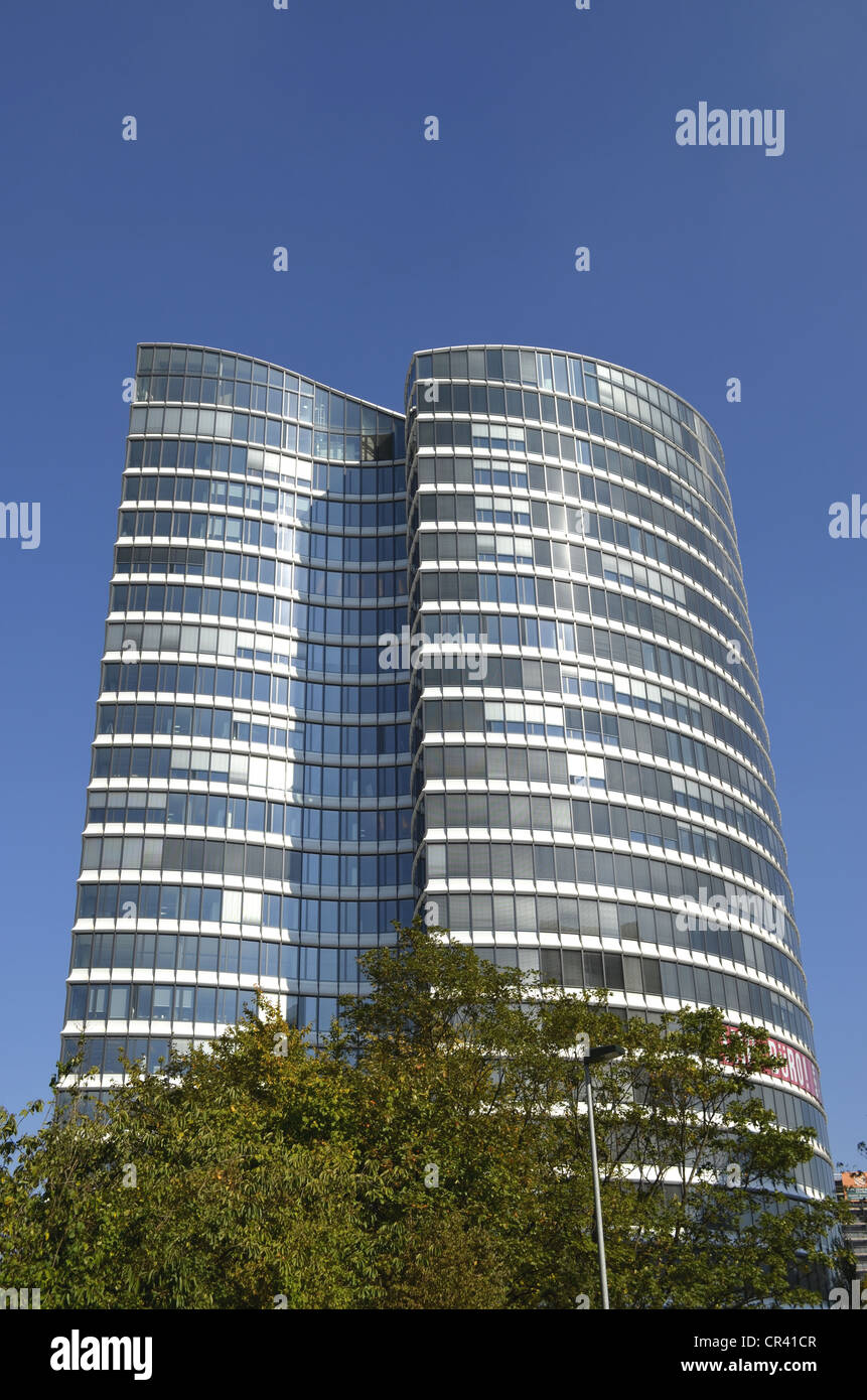 Sky-Office conçu par Ingenhoven Architects, immeuble de bureaux sur Kennedydamm dans Golzheim trimestre, Duesseldorf Banque D'Images