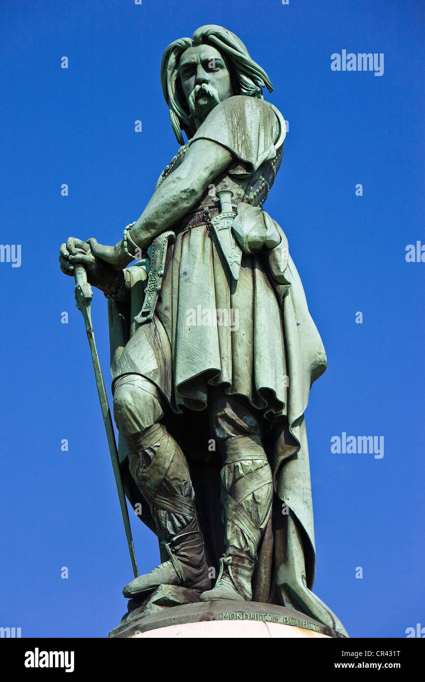 France, Côte d'Or, Alise Sainte Reine, statue monumentale de Vercingétorix par le sculpteur aimé Millet au sommet du Mont Auxois Banque D'Images