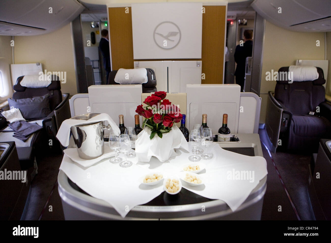 La première section de classe un Lufthansa Boeing 747-8. Banque D'Images