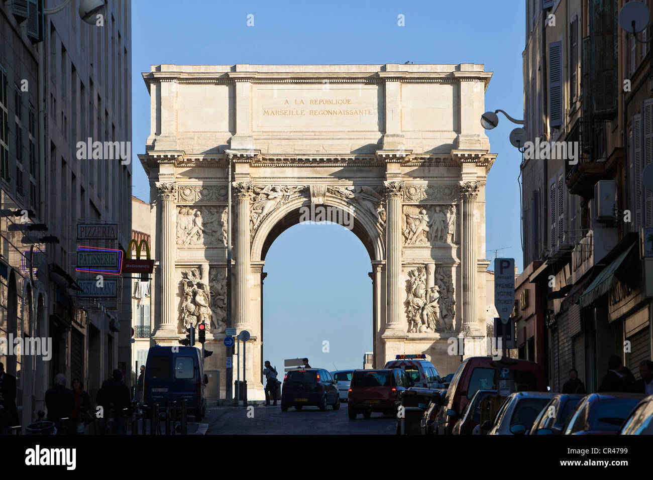 France, Bouches du Rhône, Marseille, capitale européenne de la culture 2013, place Jules Guesde, Rue d'Aix direction Arc de Triomphe Banque D'Images