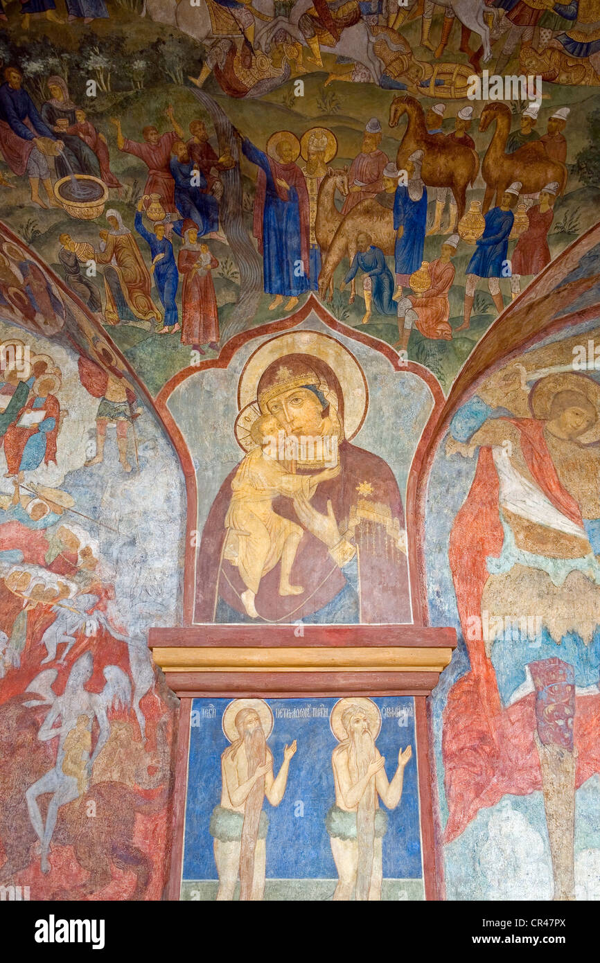 La Russie, l'anneau d'or, Kostroma, monastère Ipatiev, avec l'icône de Notre Dame de St Théodore dans la cathédrale de la Trinité Banque D'Images