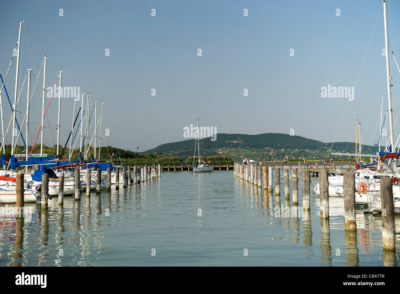 Hotel marina sur le bord du Lac Balaton en Hongrie. Banque D'Images