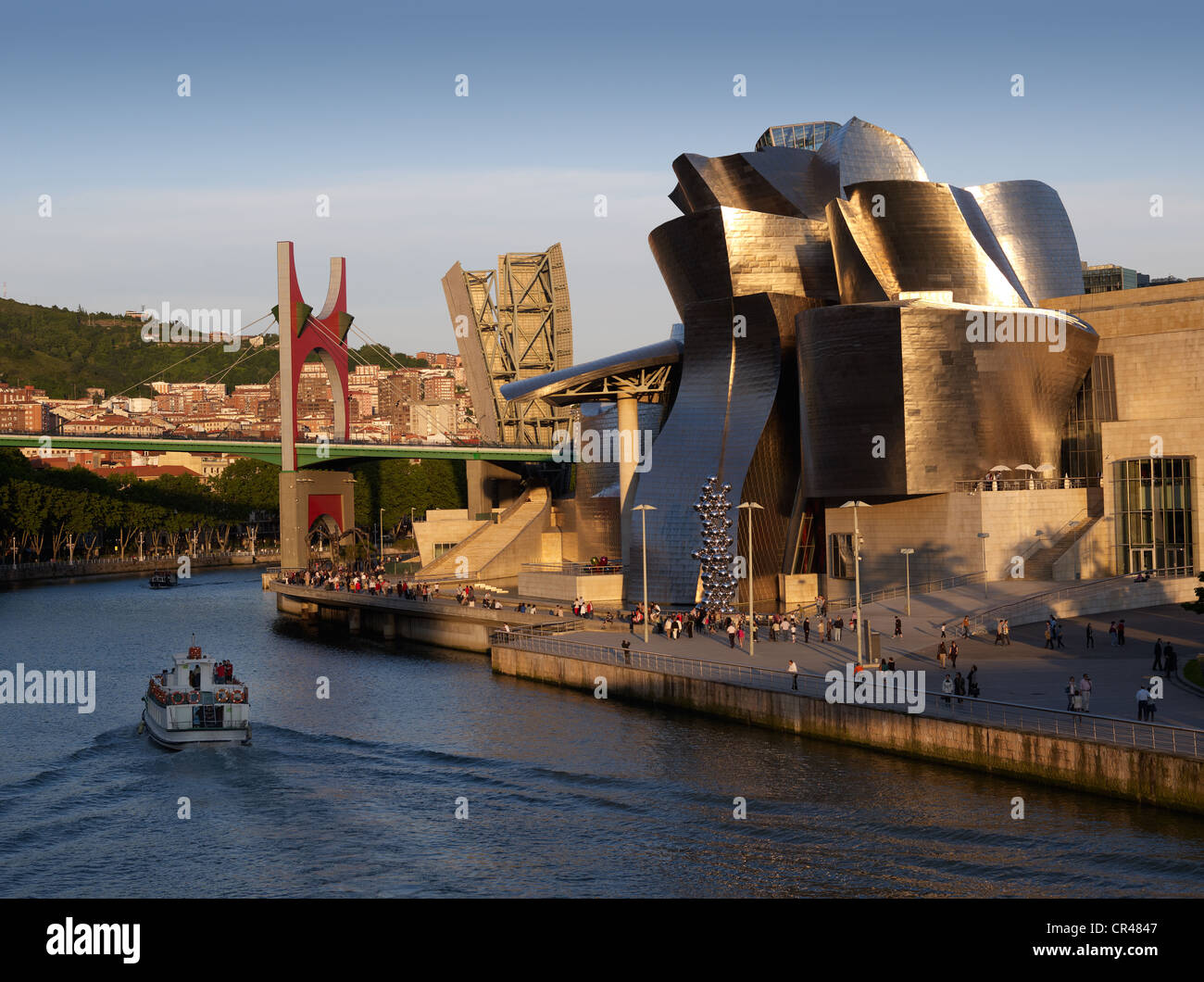 Guggenheim Museum par l'architecte Frank O. Gehry, Bilbao, Province de Biscaye, Pays Basque, Espagne, Europe du Nord Banque D'Images
