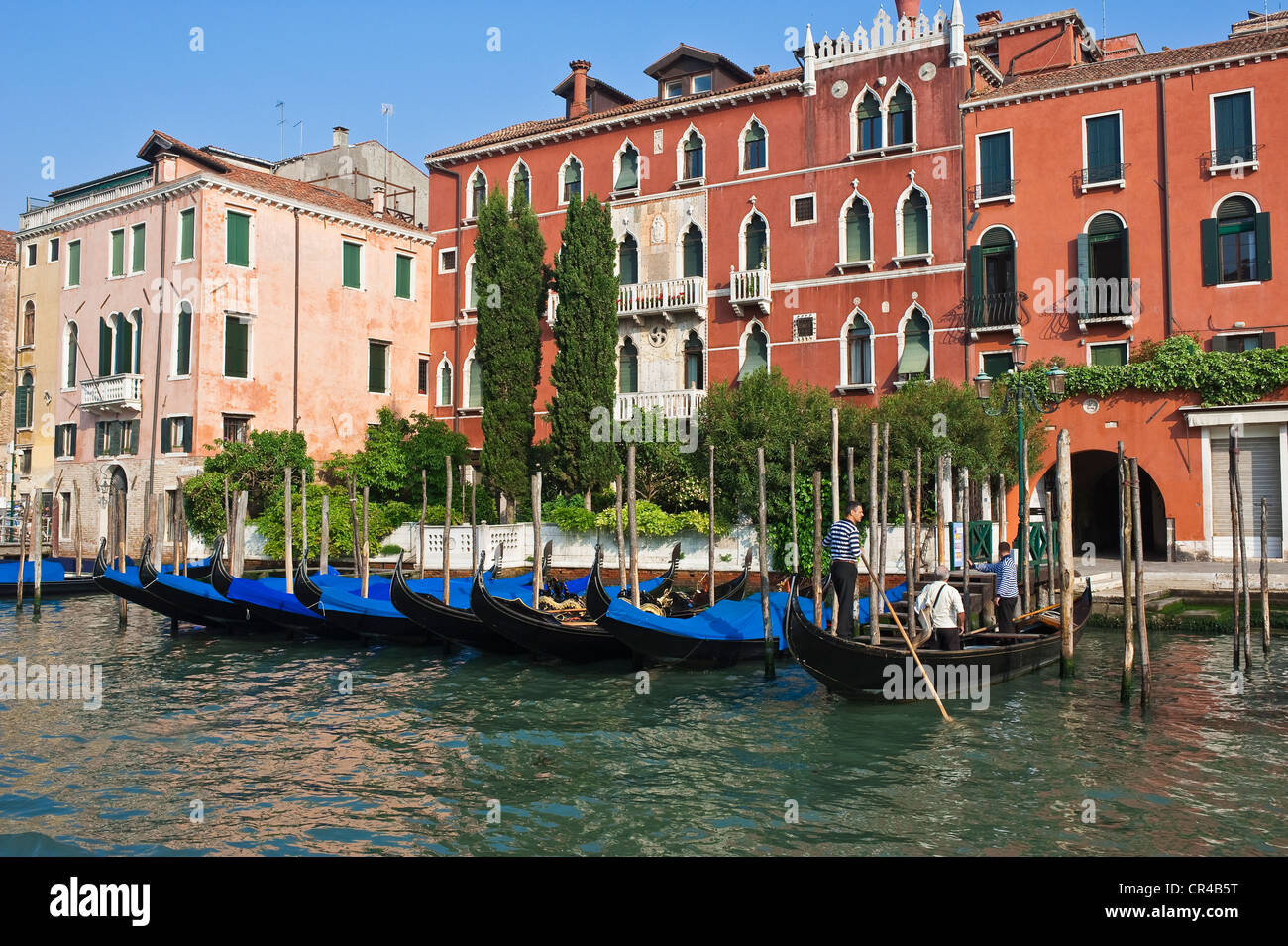 Italie, Vénétie, Venise, UNESCO World Heritage, gondole et gondolier sur le Grand Canal Banque D'Images