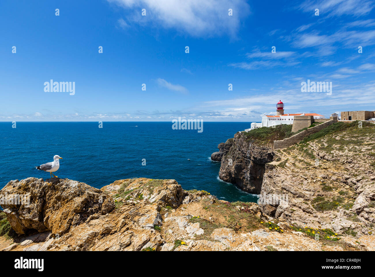 Le phare de Cabo de Sao Vicente (Cap St Vincent), la point sud-ouest sur le continent européen, Algarve, Portugal Banque D'Images