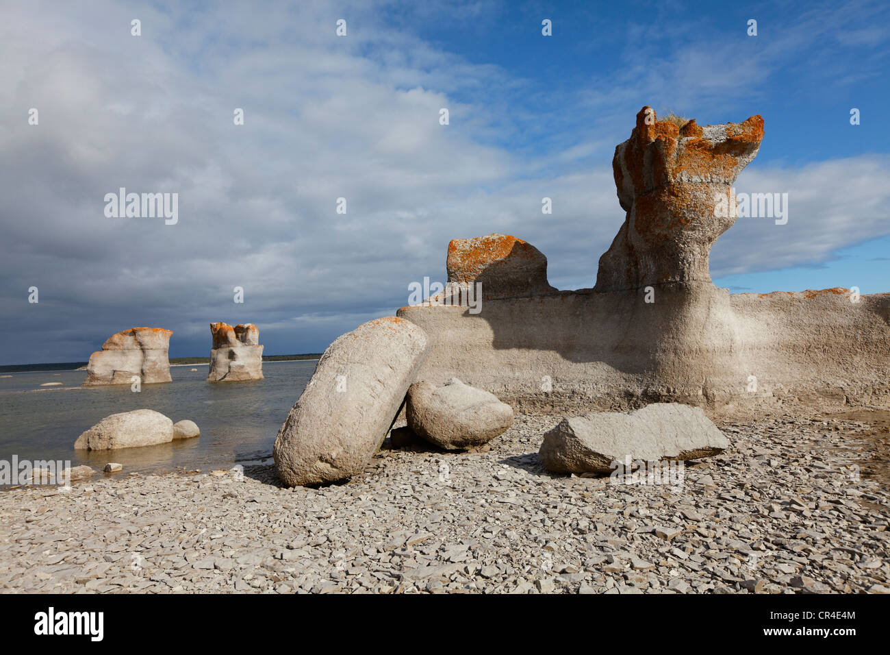Des formations rocheuses, archipel de Mingan, Réserve de parc national de l'île Quarry, district de Duplessis, Québec, Canada Banque D'Images