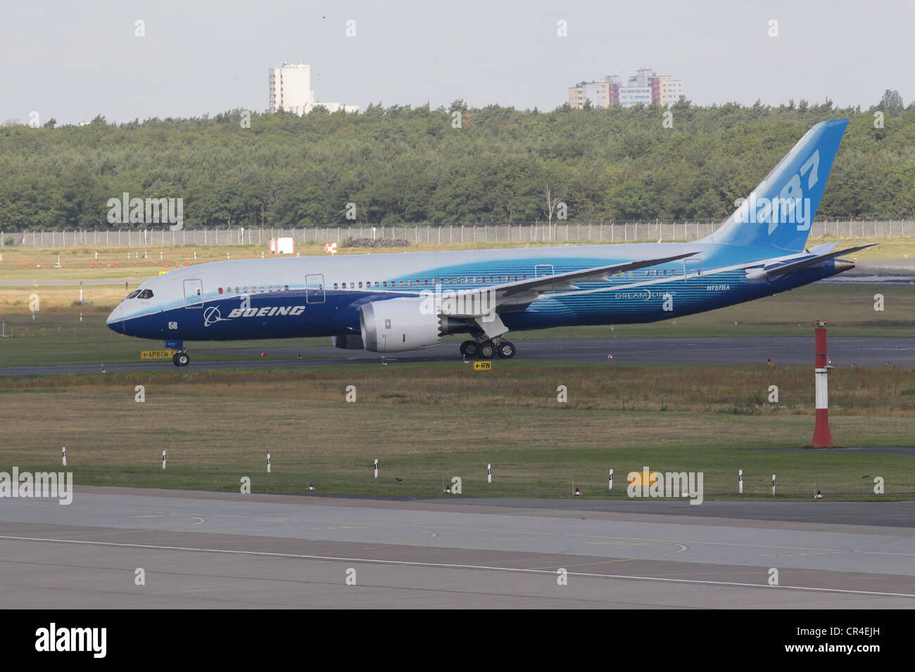 Boeing 787 Dreamliner, à l'arrivée à l'aéroport Tegel de Berlin, Germany, Europe Banque D'Images