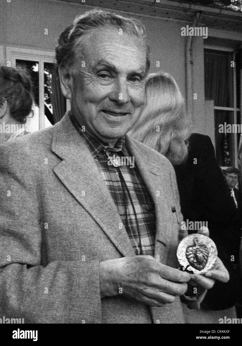 Hofstadter, Robert, 5.12.1915 - 17.11.1990, physicien américain, prix Nobel de physique en 1961, demi-longueur, lors d'une réunion des lauréats du prix Nobel à Lindau, Allemagne, 1985, Banque D'Images