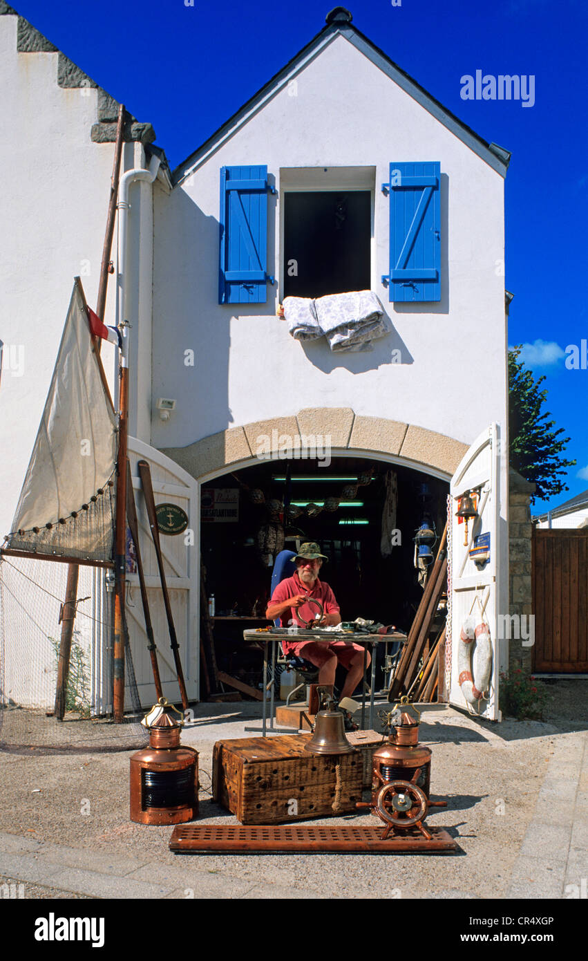 France, Morbihan, La Trinite Sur Mer, objet de la marine junk Banque D'Images