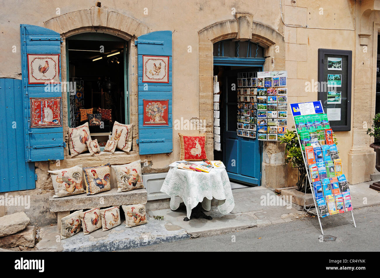Boutique de souvenirs, Gordes, Vaucluse, Provence-Alpes-Cote d'Azur, dans le sud de la France, France, Europe, PublicGround Banque D'Images