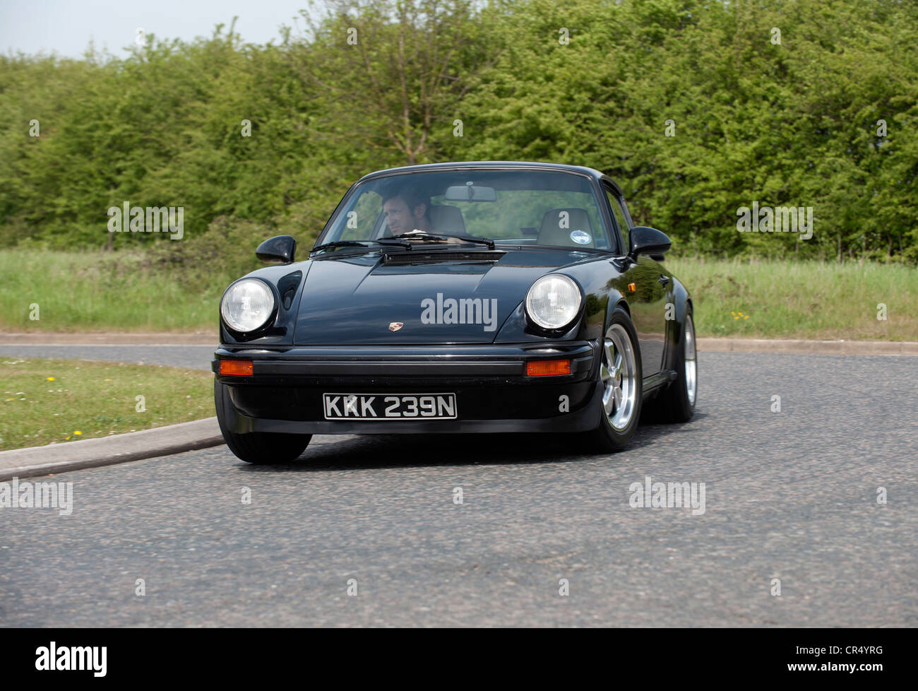 Porsche 911 moteur arrière allemand de voitures de sport à refroidissement par air de virage Banque D'Images
