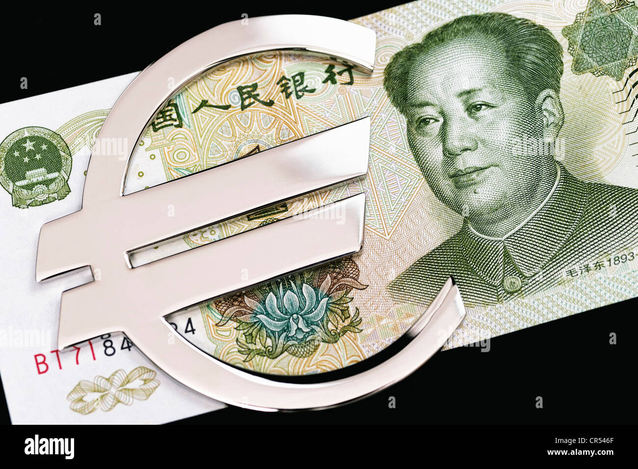 Yuan chinois et un symbole de l'euro, l'image symbolique, la Chine a  proposé son aide pour l'euro Photo Stock - Alamy