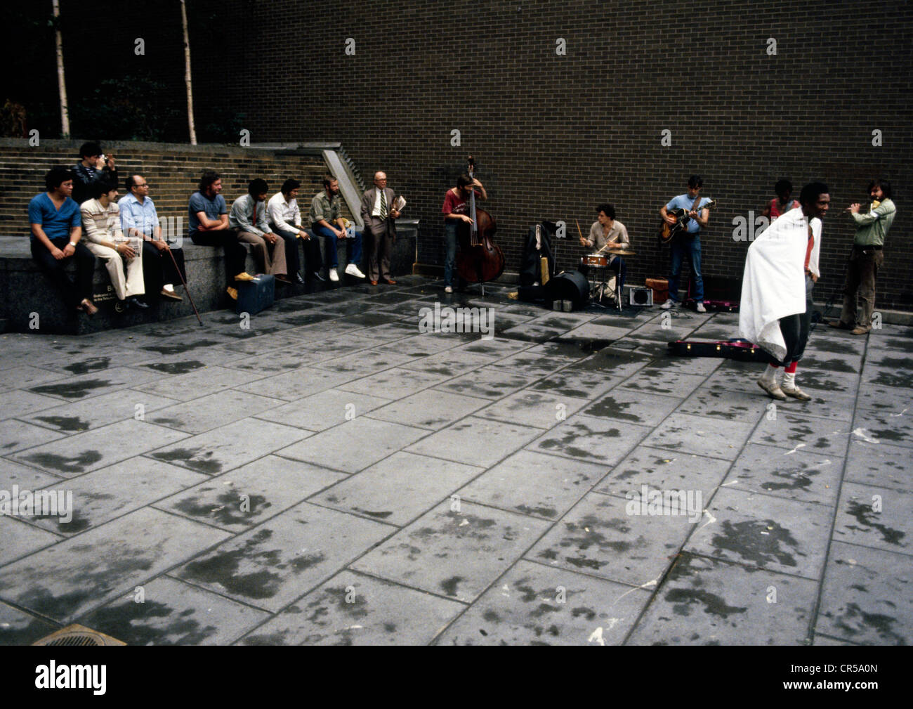 Photo de rue, le centre-ville de New York, photo d'archives, août 1981. Banque D'Images