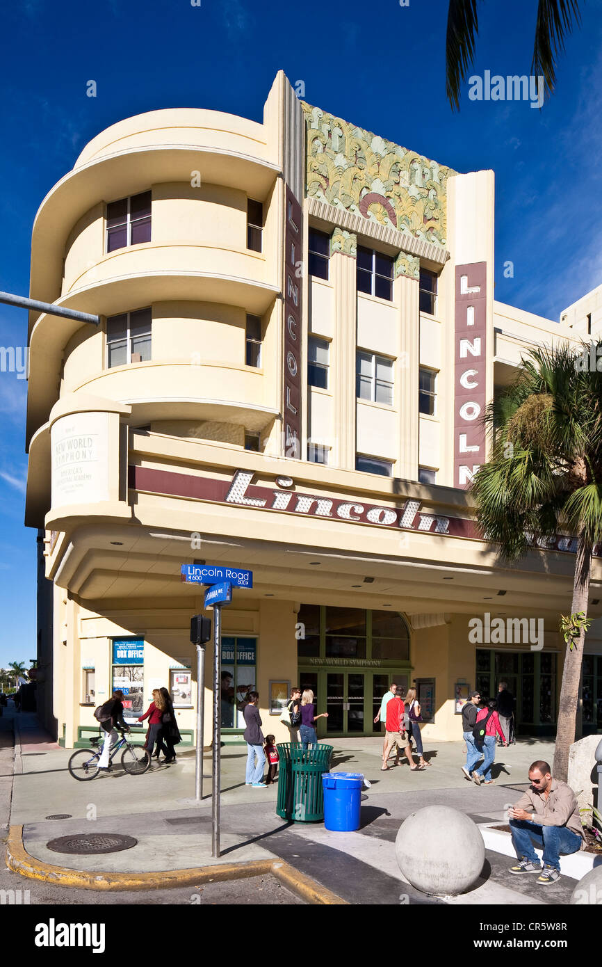 United States Florida Miami Beach South Beach Lincoln Théâtre de style Art Déco construit en 1936 par Thomas W.Lamb Robert F.Collins Banque D'Images