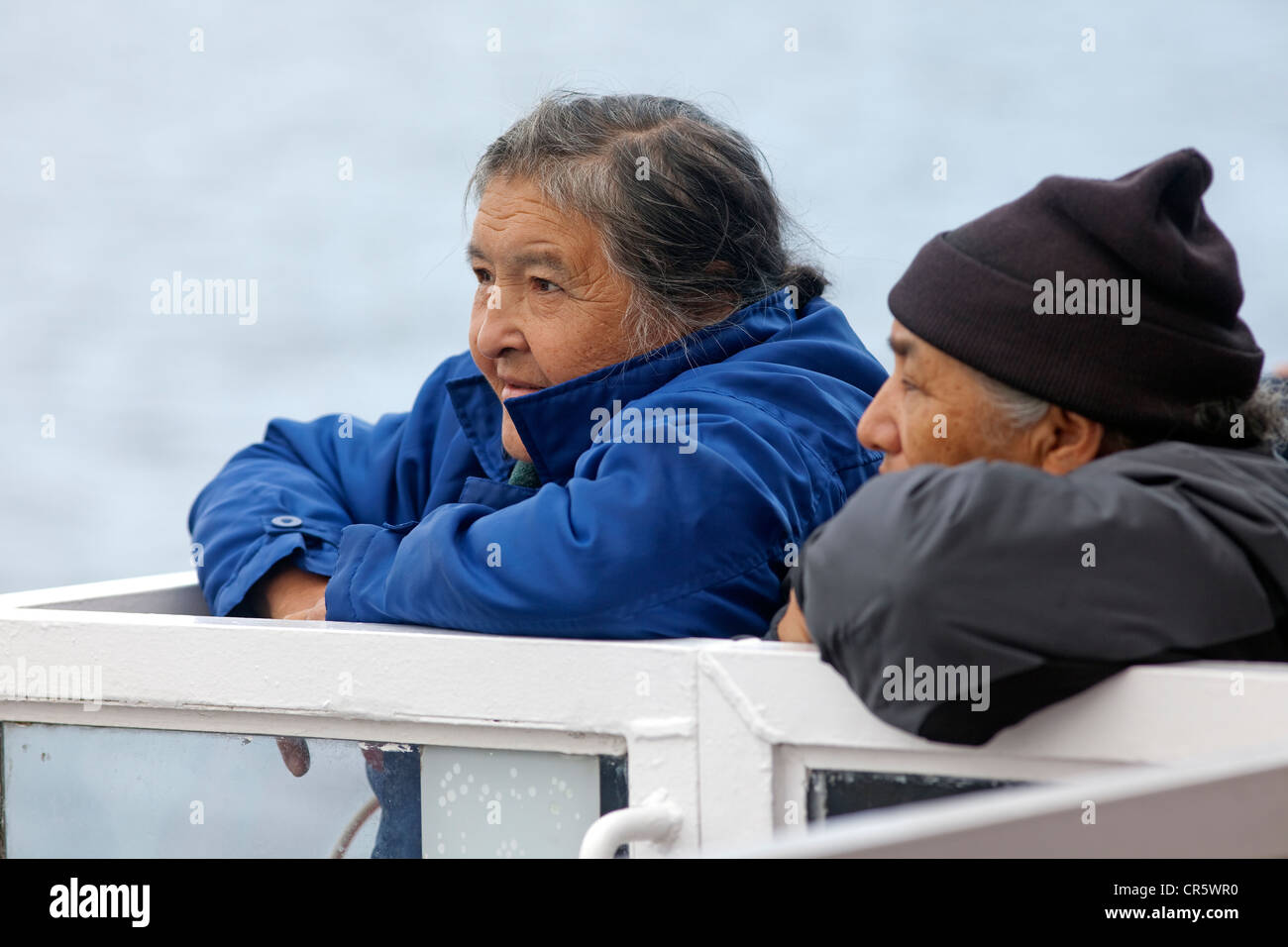 Canada, Quebec Province, Région de Duplessis, croisière sur le Nordik Express, les femmes amérindiennes Innu Banque D'Images