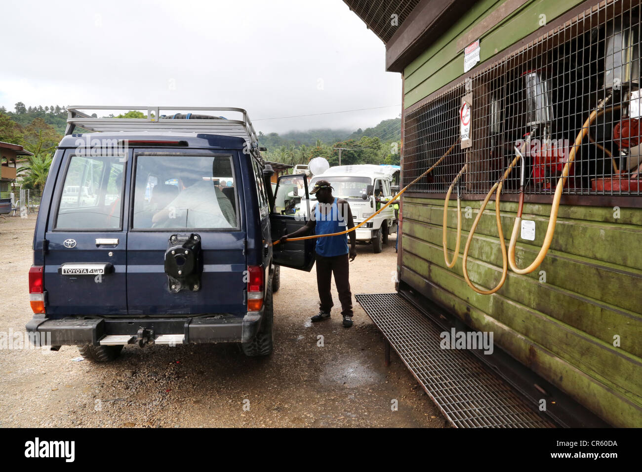 Station de carburant à Arawa, de la région autonome de Bougainville, en Papouasie-Nouvelle-Guinée Banque D'Images