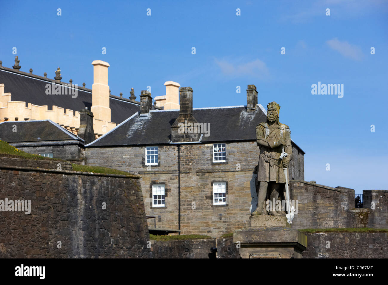 La statue de Robert Bruce à l'extérieur du château de Stirling en Écosse uk Banque D'Images