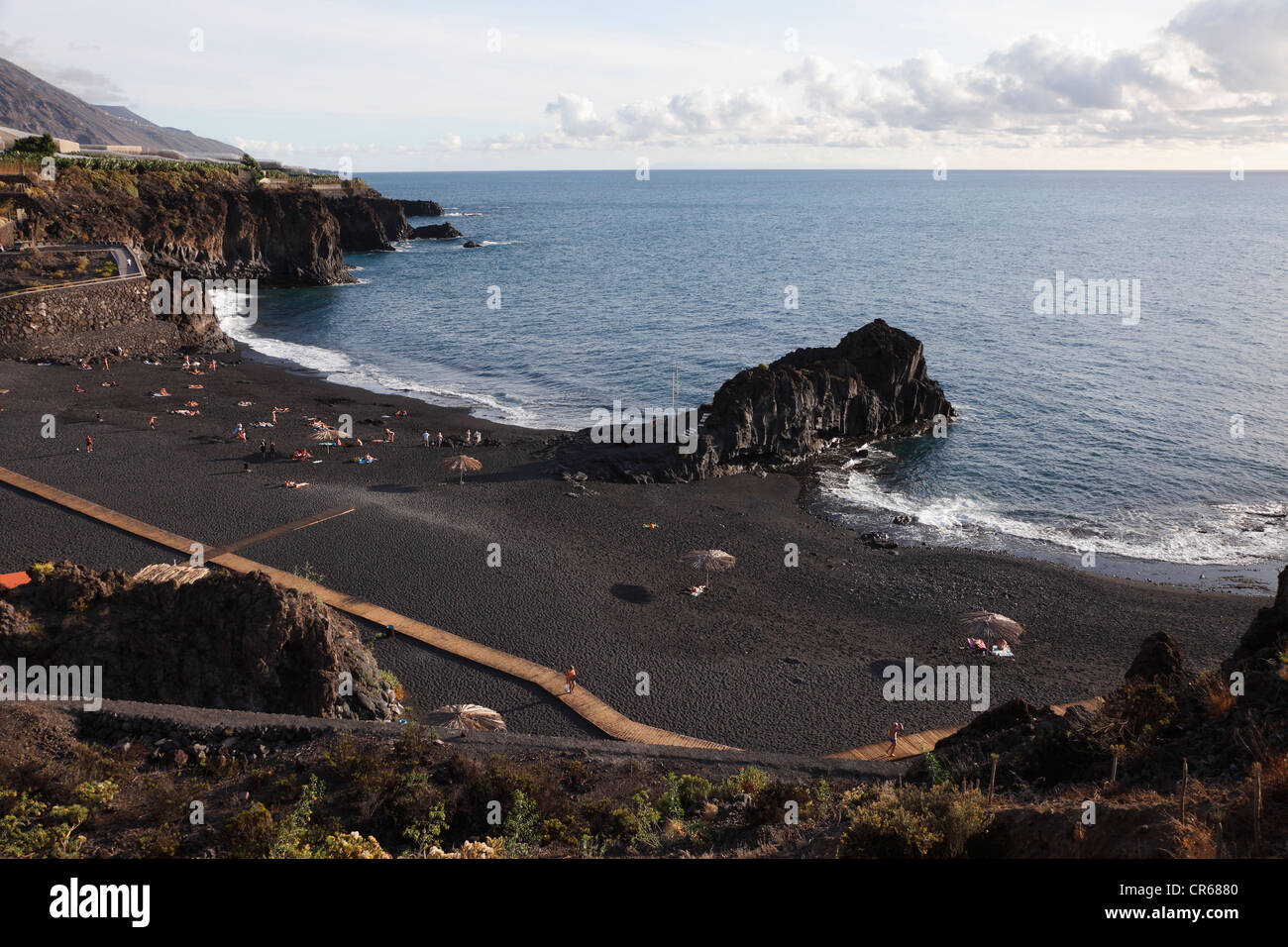 L'Espagne, La Palma, les gens à Charco Verde Beach Banque D'Images