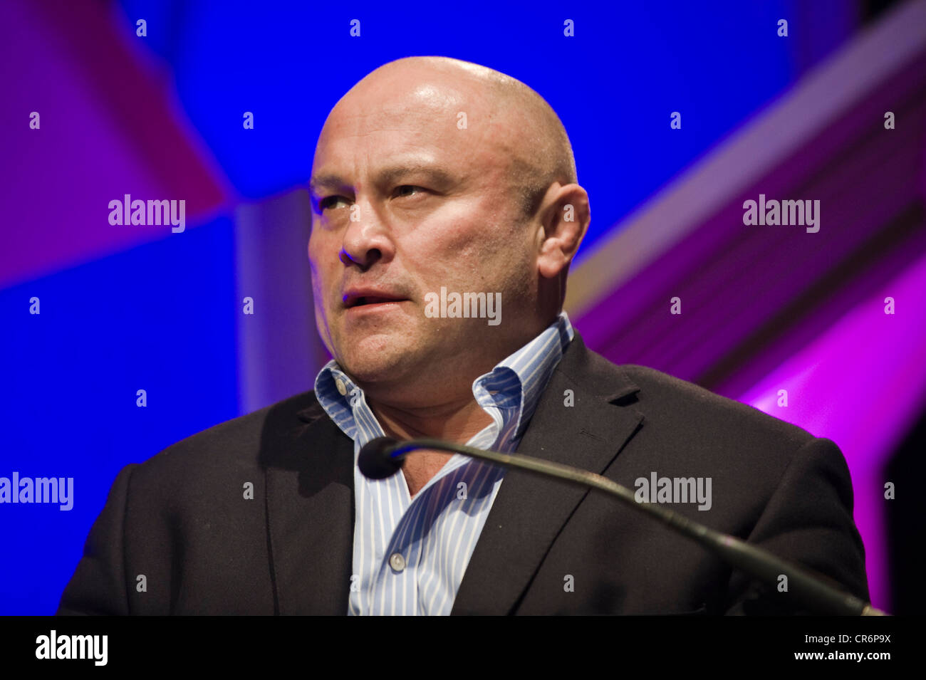 Brian Moore, auteur journaliste et ancien joueur de rugby Angleterre photo de la Telegraph Hay Festival 2012, Hay-on-Wye Banque D'Images