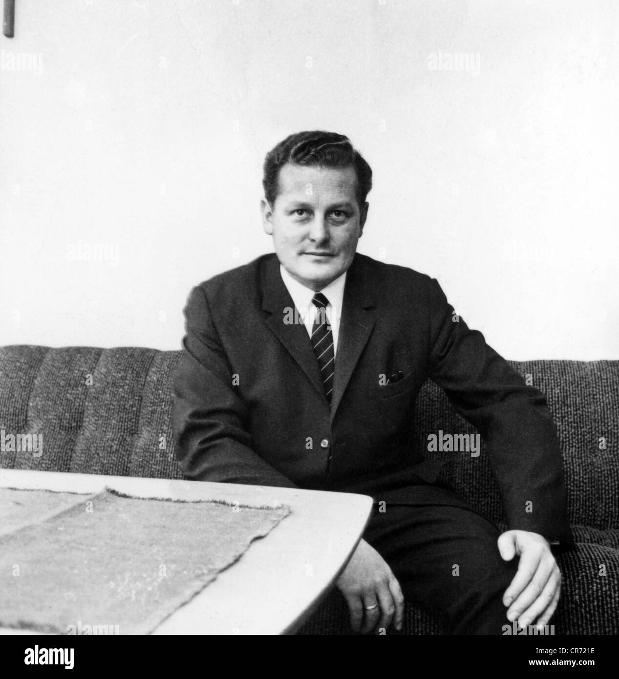 Streibl, Max, 6.1.1932 - 11.12.1998, politicien allemand (CDU), Secrétaire général de l'Union chrétienne-sociale (Union Christlich Soziale, CDU) 1967 - 1971, demi-longueur, années 60, , Banque D'Images