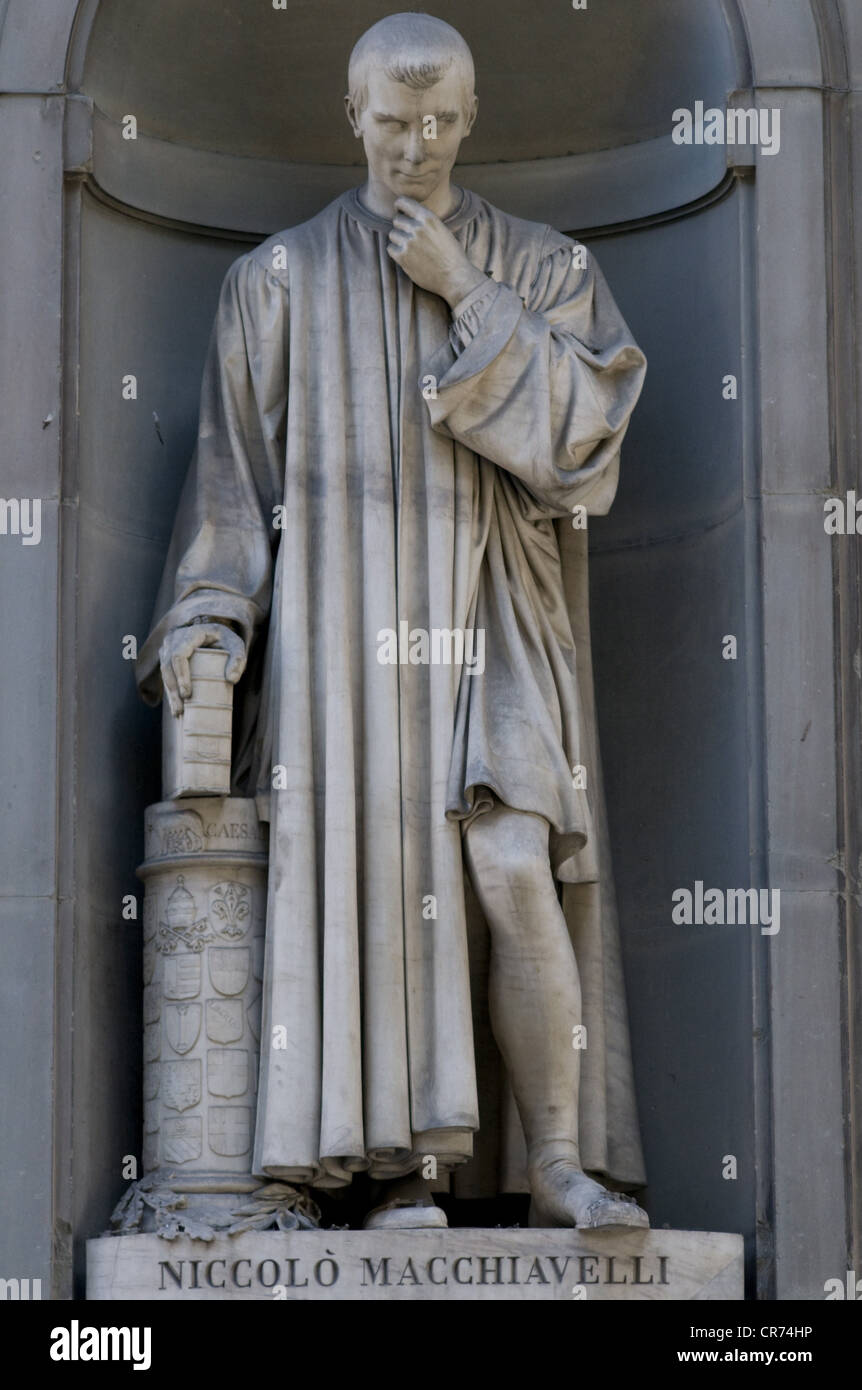 Machiavelli, Niccolo, 3.5.1469 - 22.6.1527, politicien italien et auteur/écrivain, pleine longueur, statue, Galerie des Offices, Florence, Italie, Banque D'Images