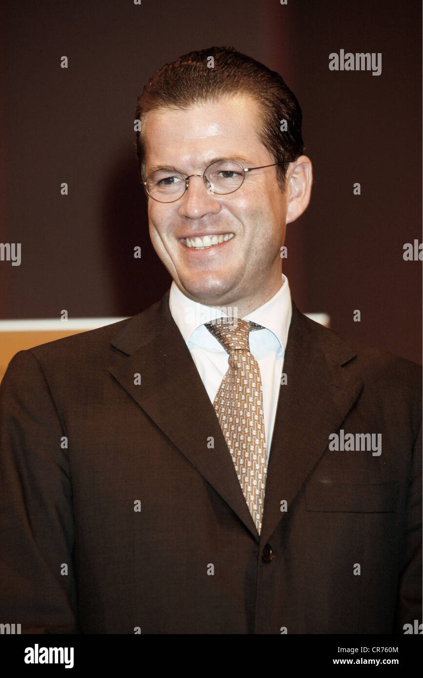 Guttenberg, Karl-Theodor Freiherr von und zu, * 5.12.1971, politicien allemand (CSU), ministre fédéral de l'économie et de la technologie, portrait, Hambourg, 21.8.2009, Banque D'Images
