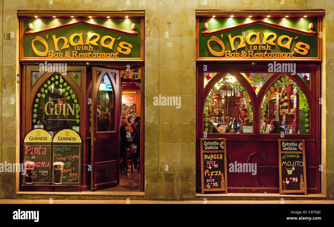 O'Hara's, Guinness bar, pub, fenêtres en verre au plomb, Barcelone, Catalogne, Espagne, Europe Banque D'Images