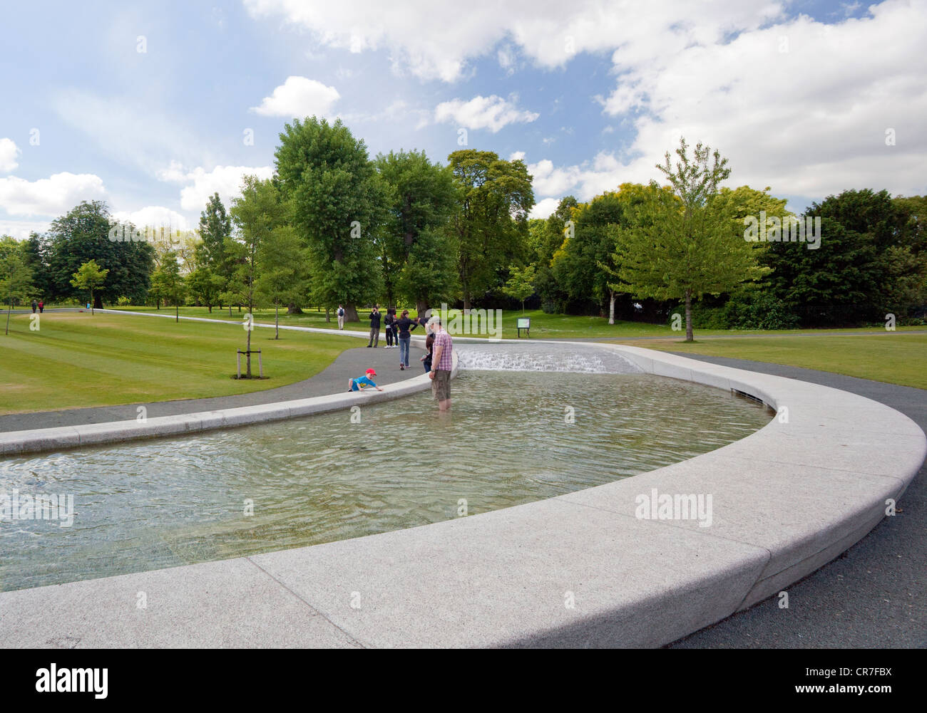 Diana, Princess of Wales Memorial Fountain, Kensington Gardens, Londres Banque D'Images