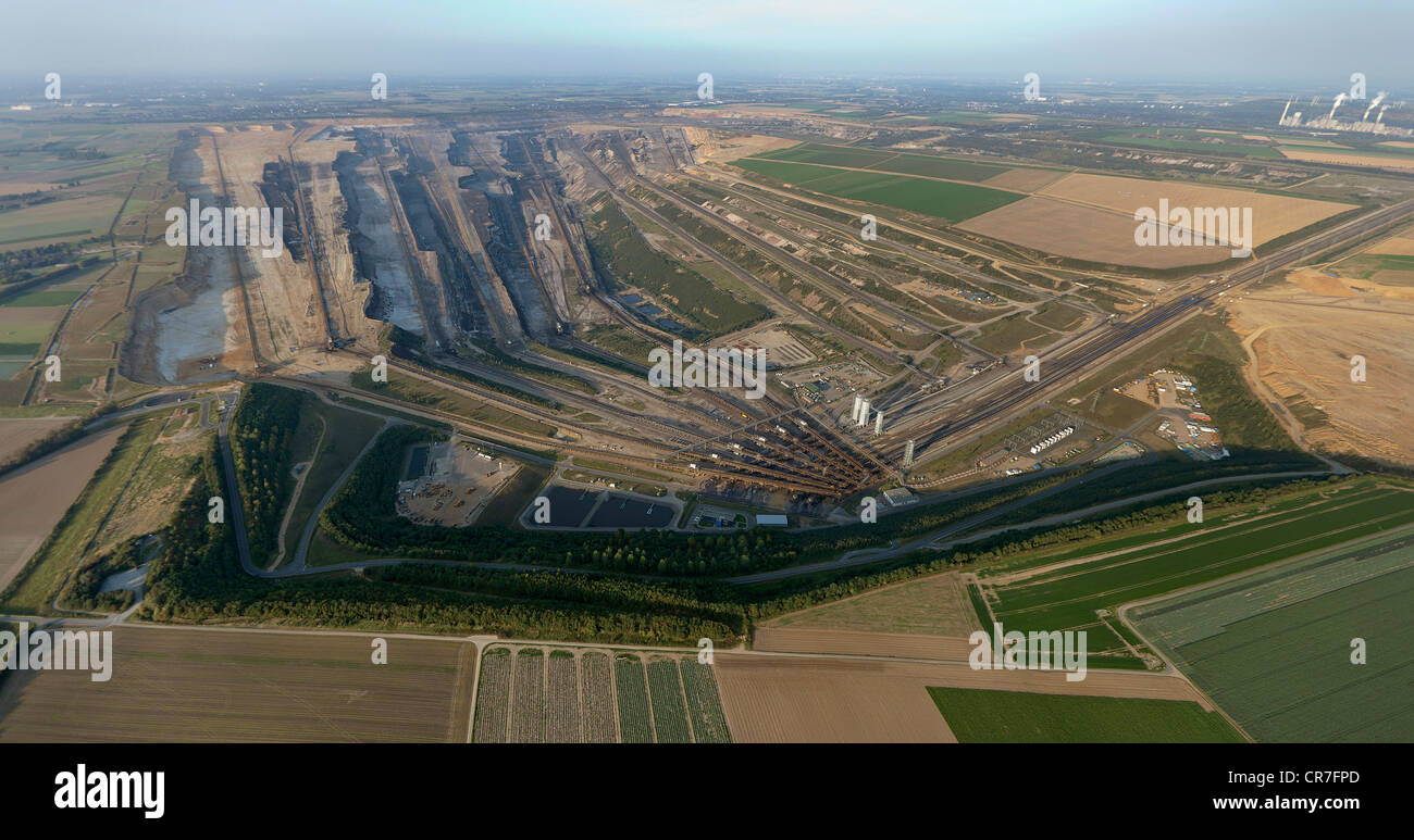 Vue aérienne, Titz, les mines à ciel ouvert de charbon brun, Jackerath, Nordrhein-Westfalen, Germany, Europe Banque D'Images