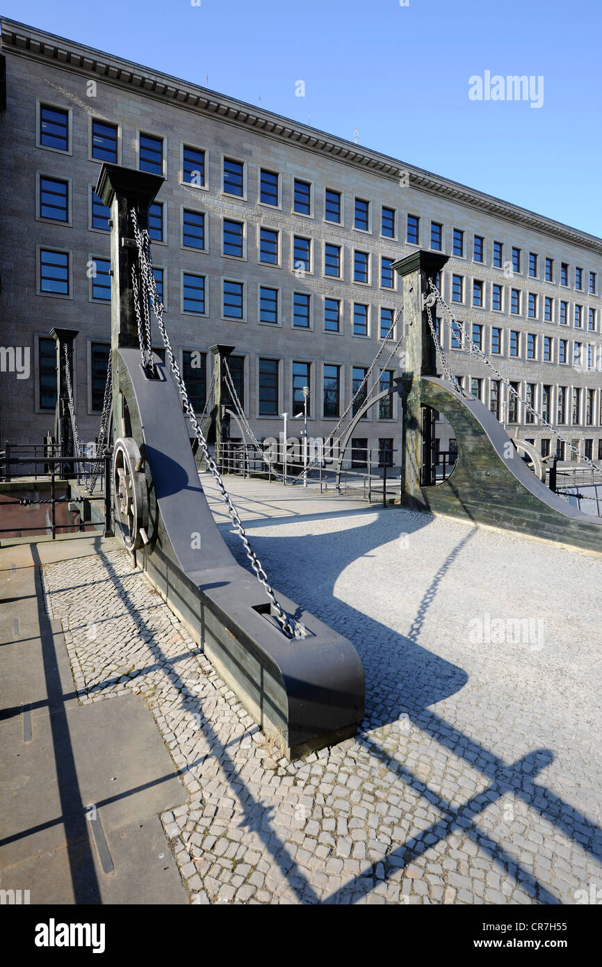 Jungfernbruecke bridge, Berlin, dans le plus ancien des ponts sur les tranchées de cuivre de 1798, Berlin, Germany, Europe Banque D'Images
