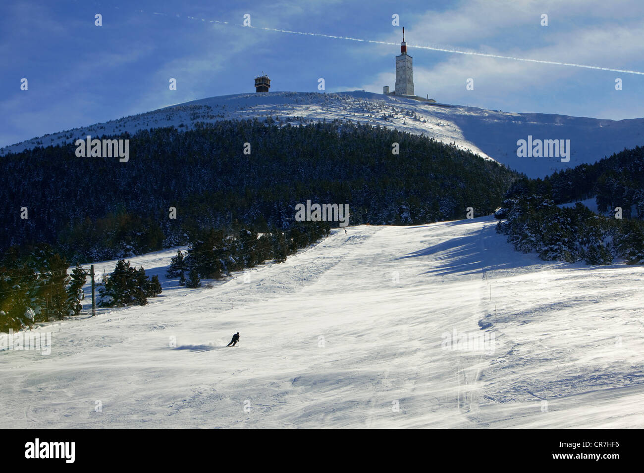 La France, Vaucluse, Le Mont Ventoux et le Mont Serein station de ski dans  la neige (1400-1800m), la piste de ski Photo Stock - Alamy