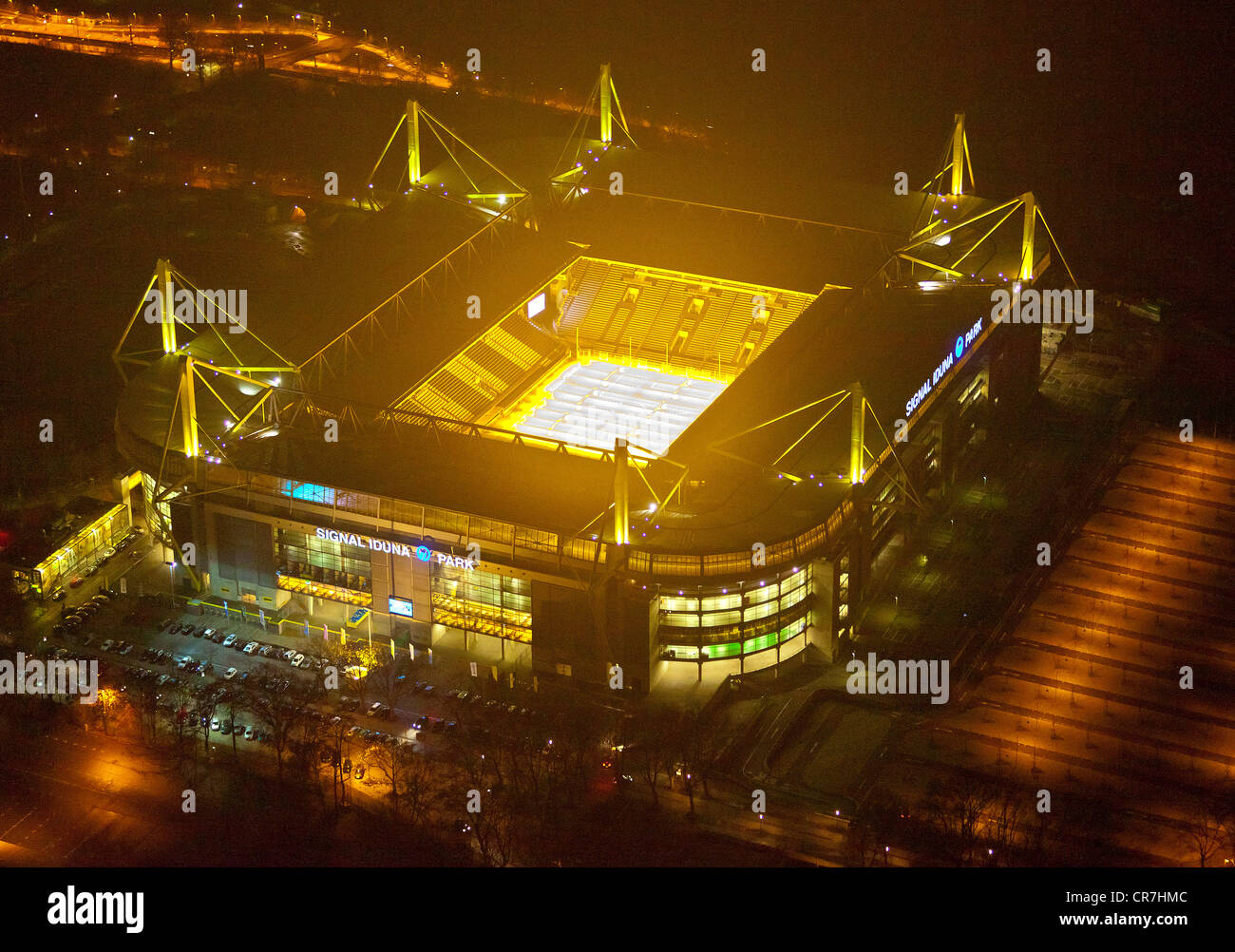 Signal iduna park at night Banque de photographies et d’images à haute