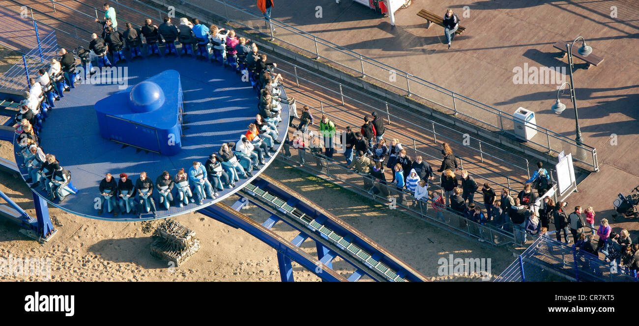 Vue aérienne, Crazy Surfer, Movie Park Germany, amusement park, Bottrop  Kirchhellen, Ruhr, Rhénanie du Nord-Westphalie Photo Stock - Alamy