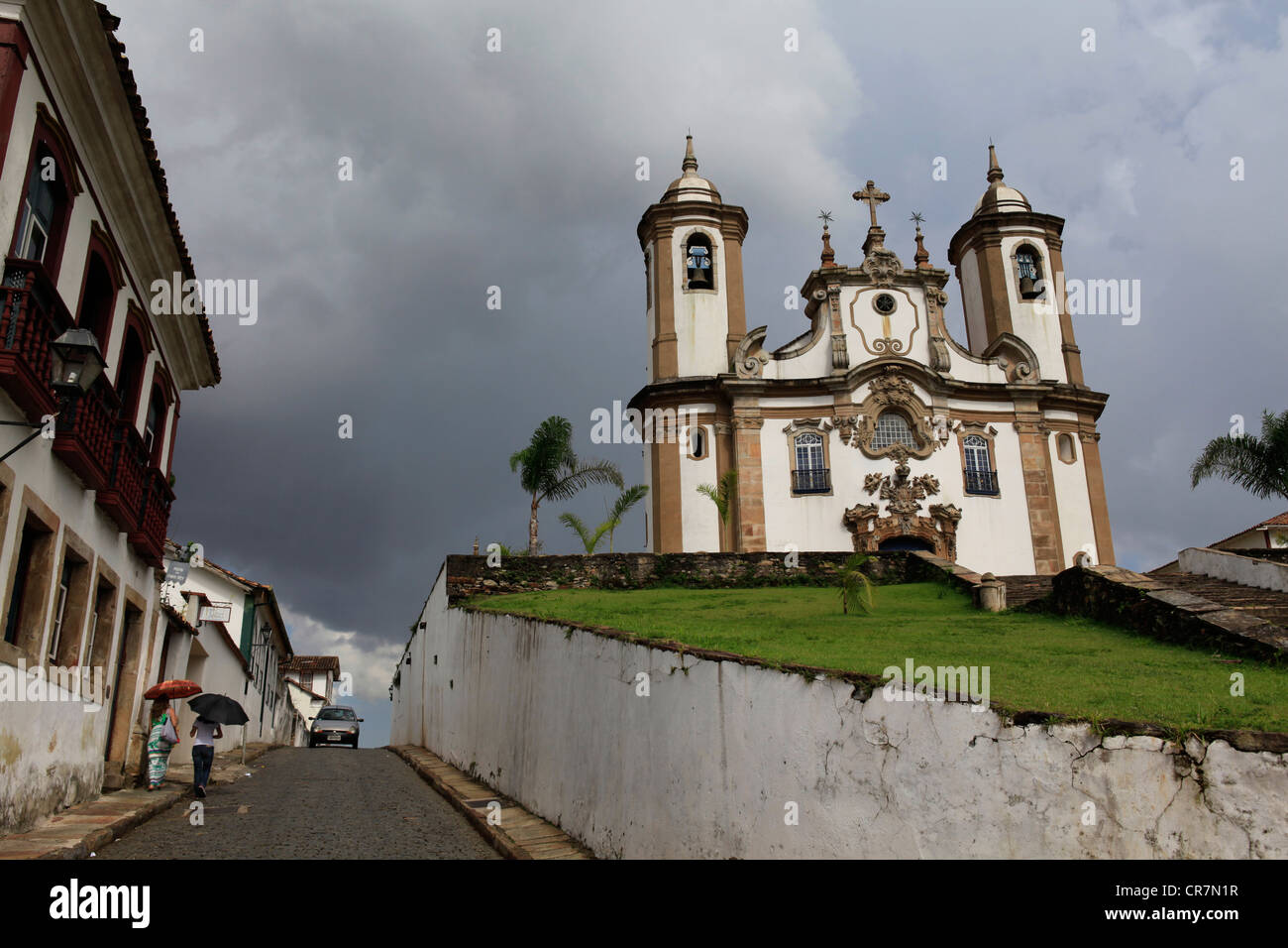 Brésil, Minas Gerais, Ouro Preto, façade de l'église Banque D'Images