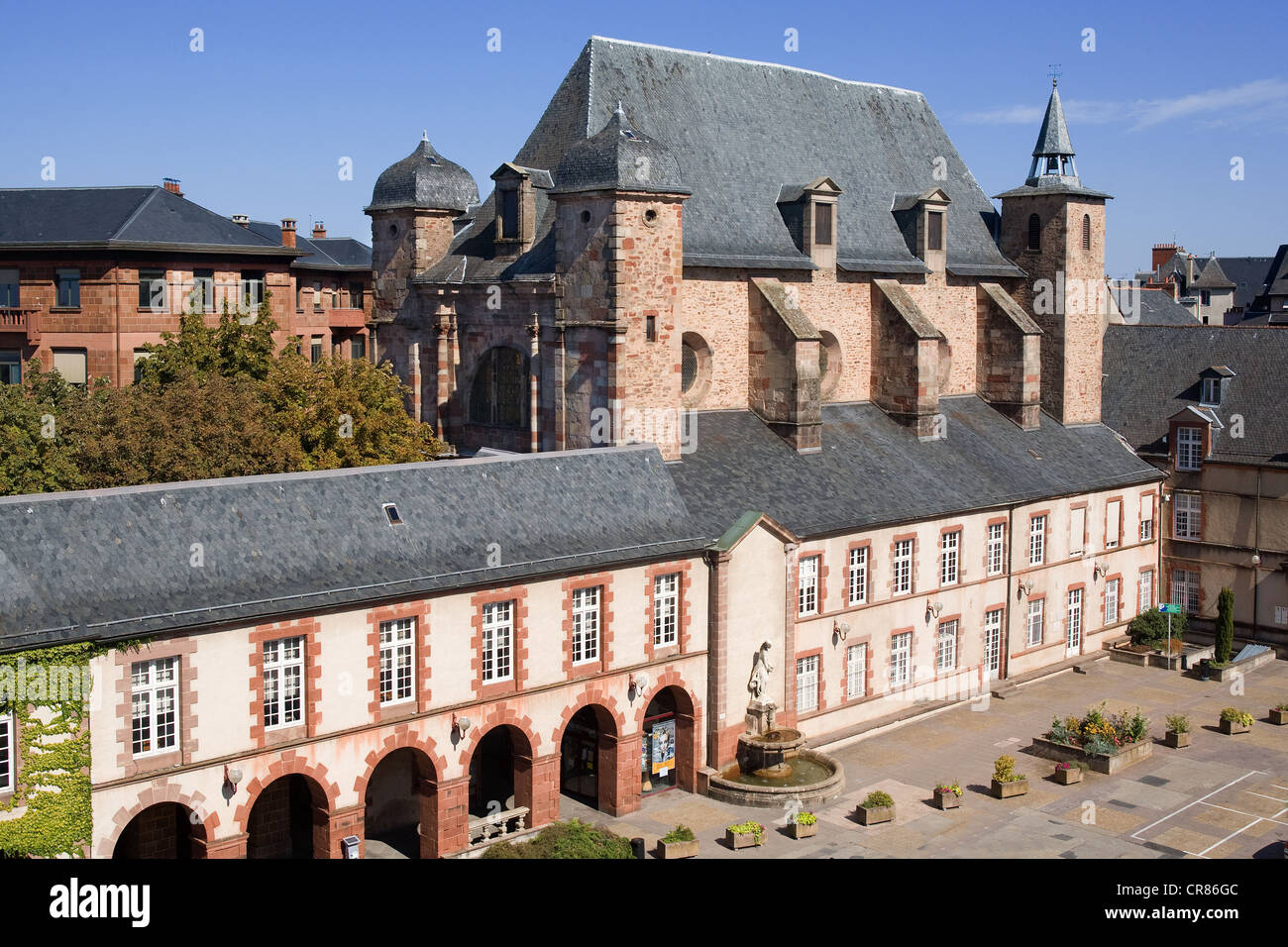 la-france-l-aveyron-rodez-xviieme-siecle-chapelle-des-jesuites-place-foch-cr86gc.jpg