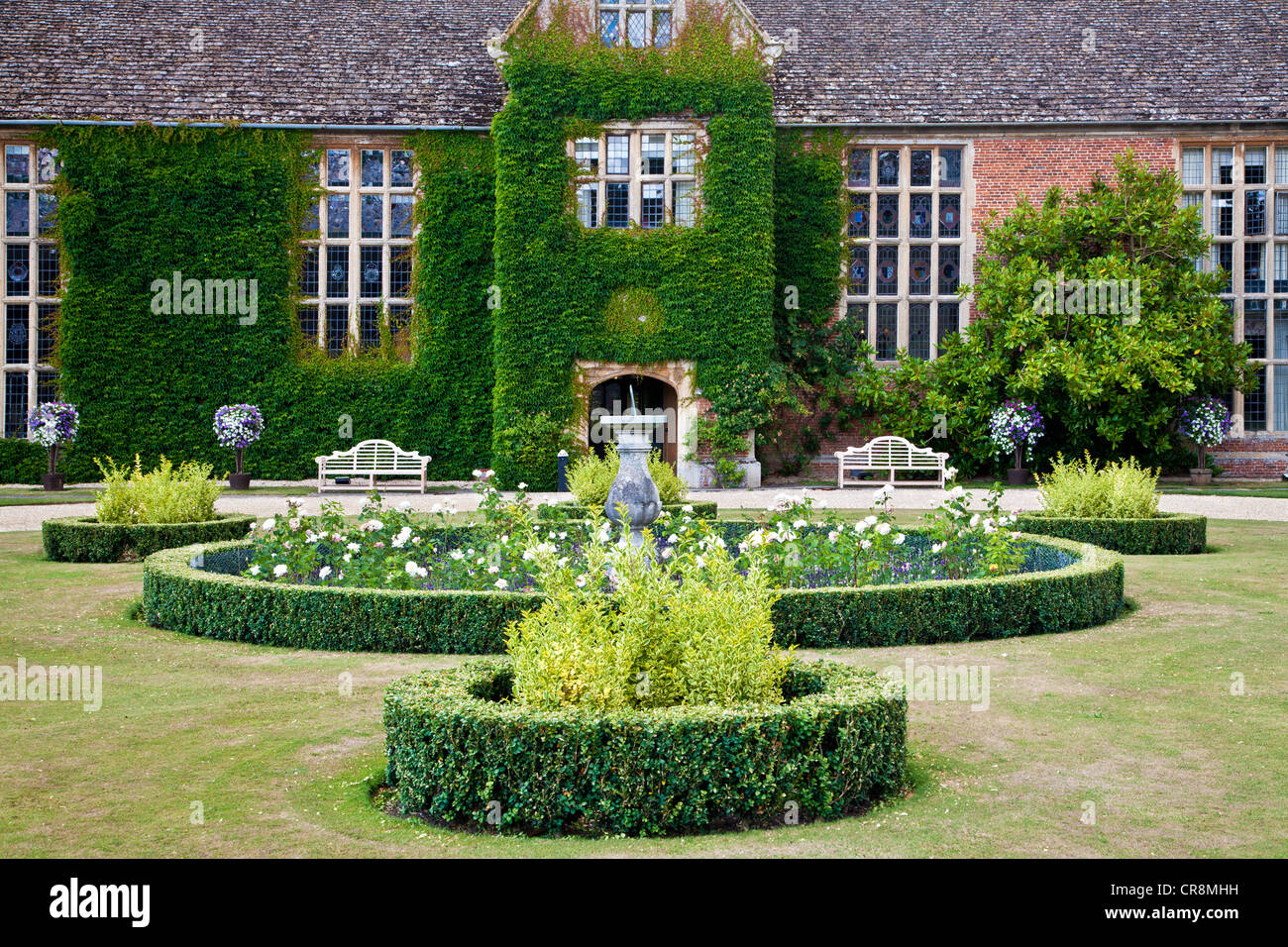 D'entraînement avant de Manoir Tudor élisabéthaine, Littlecote maintenant Warner Leisure Hotel, dans le Berkshire, Angleterre, RU Banque D'Images