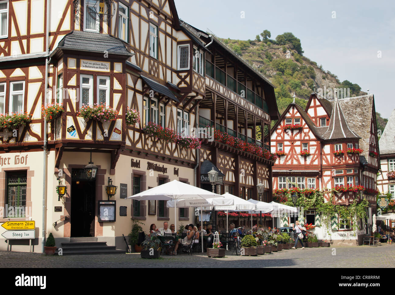 Place de la ville de Bacharach sur le Rhin, Rhénanie-Palatinat, Allemagne, Europe Banque D'Images