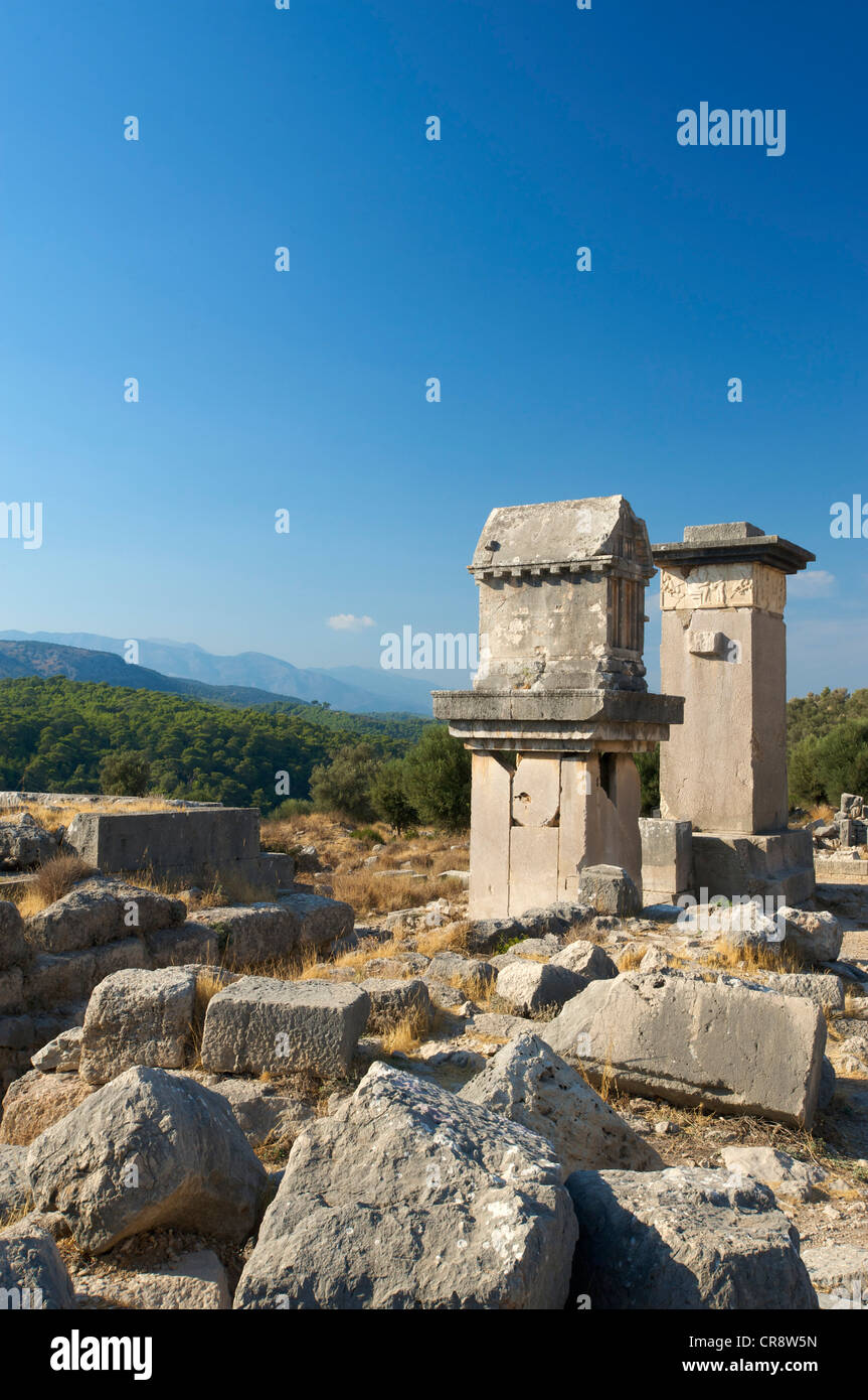Pilier tombeaux à Xanthos, Lycie, côte sud, Turquie Banque D'Images