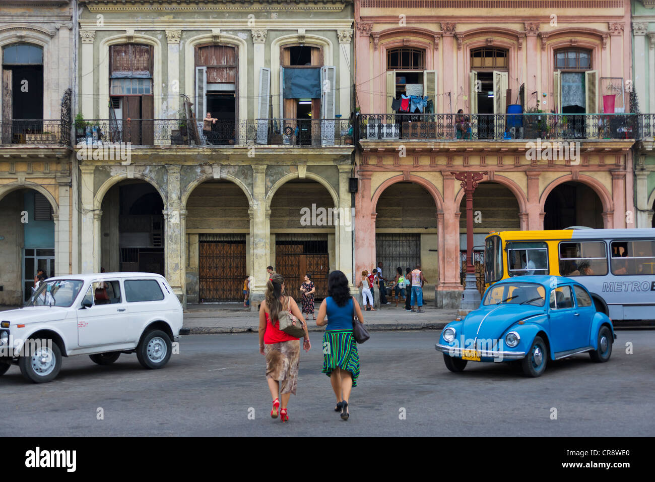 Vieux bâtiment dans le centre historique, La Havane, site du patrimoine mondial de l'UNESCO, Cuba Banque D'Images