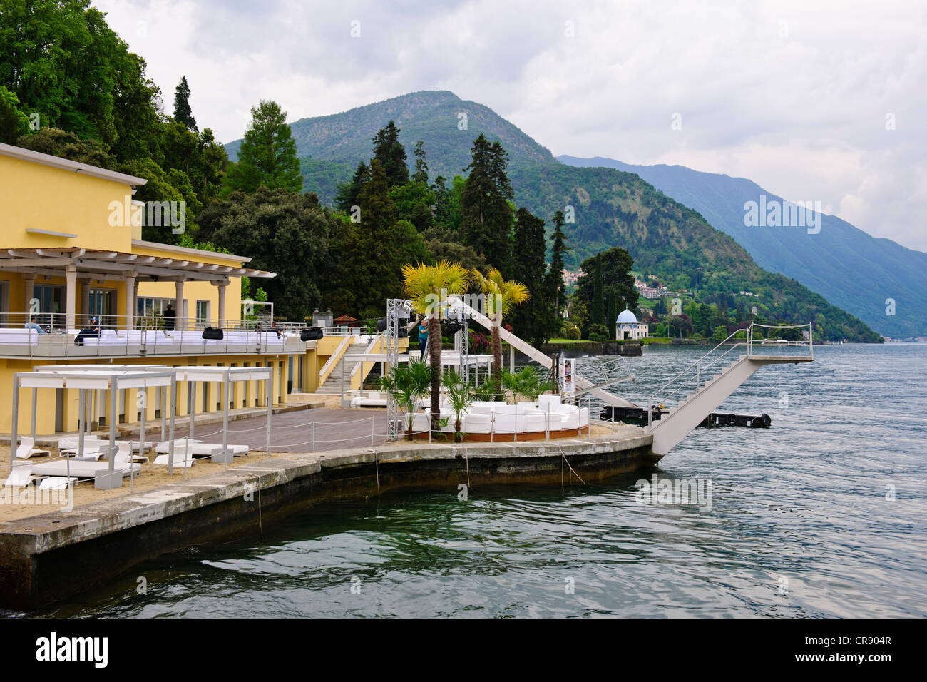 Bellagio,Traversée du lac,Hôtels,restaurants,à l'avant dans des ruelles,boutiques,vue sur le lac de Côme Lac,Jardins,Italien,Lacs,Italie Banque D'Images