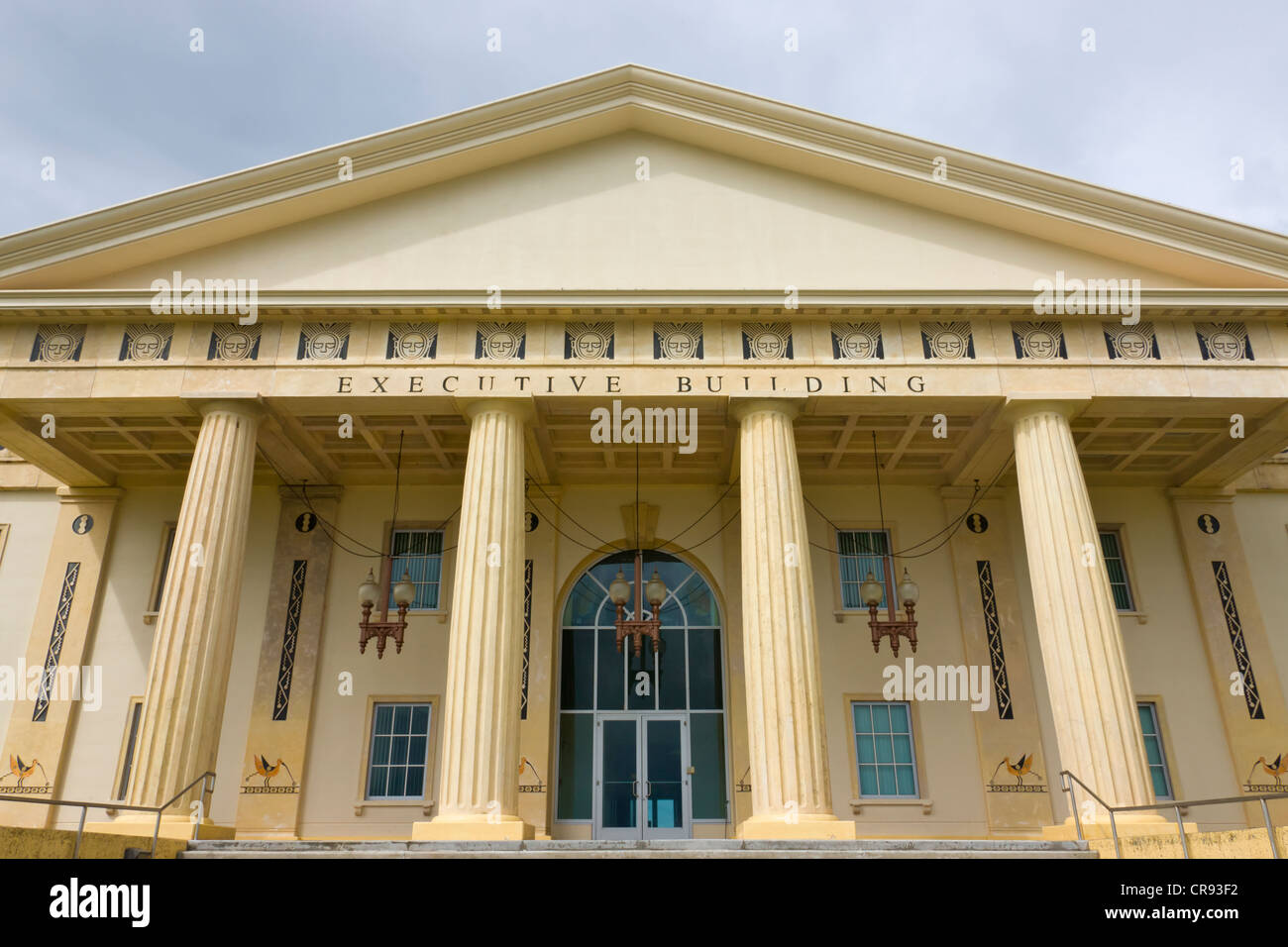 Le nouveau Capitole National de 27 millions de dollars complexe sur l'île de Babeldaob, dans la région de Melekeok, Palau Banque D'Images